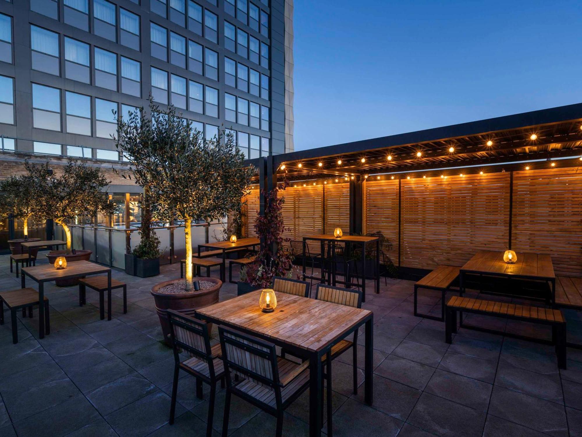Mercure Newport Exterior foto