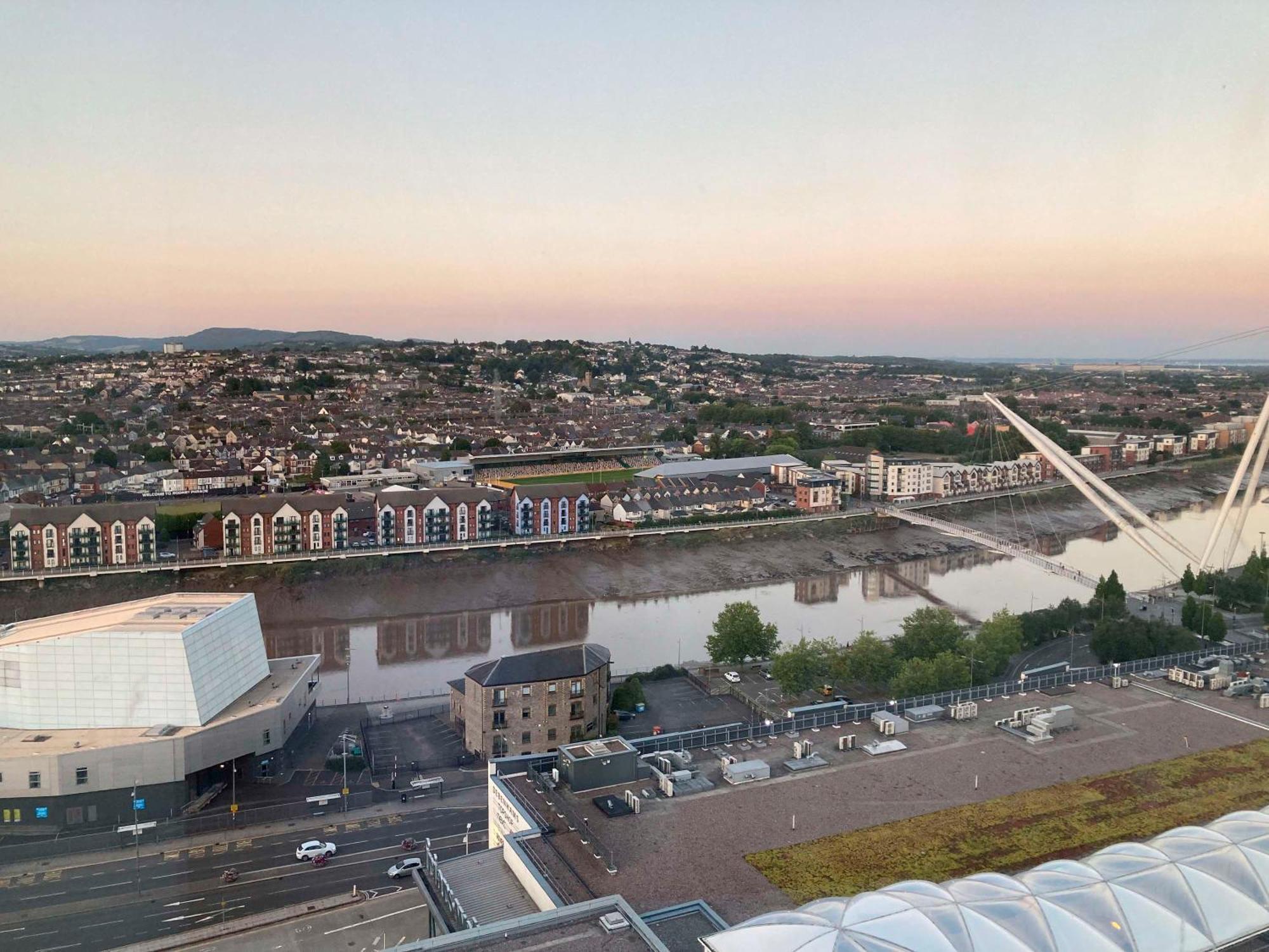 Mercure Newport Exterior foto